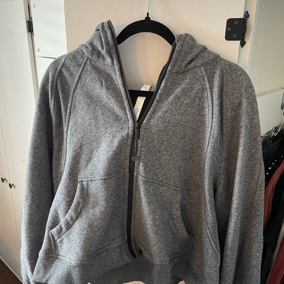 Lululemon cropped sweater - Picture 2 of 2
